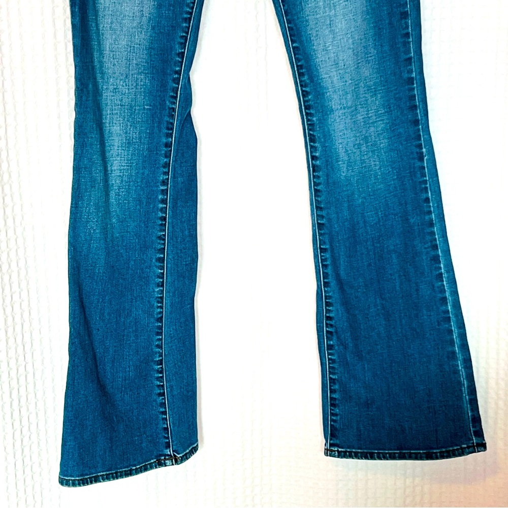 Lucky Brand women med blue acid wash jeans Sofia bootcut mid rise Sz 6/28 Tall - Picture 5 of 16